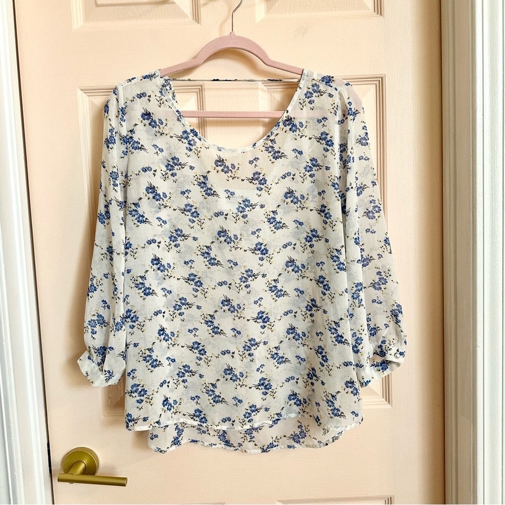 White floral Alice blue top